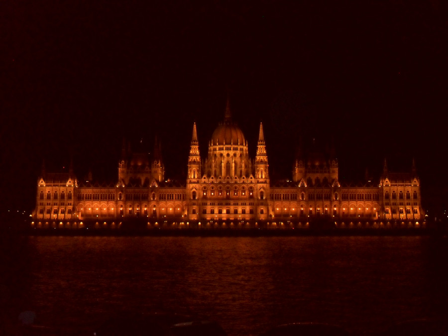 1637d095e3d6d5ef871de6a3b7ff3349_1749488324_0367.jpeg